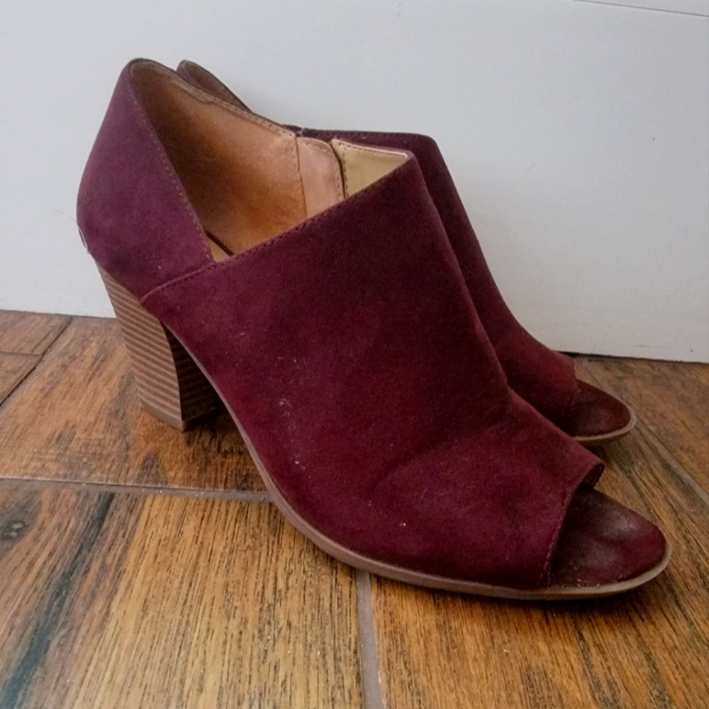Naturalizer Open Toe Tristen Suede Bootie | Color Bordo | Size 9